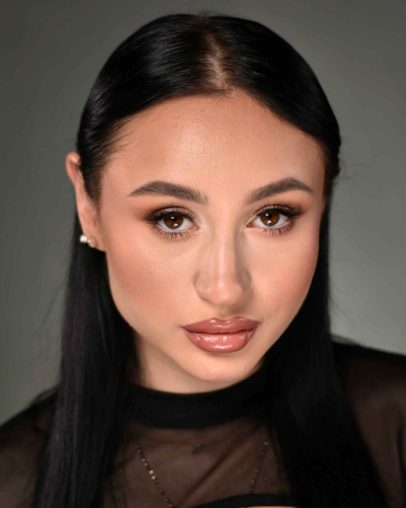 Makijaż okolicznościowy na urodziny z błyskiem - pakiety ślubne z dojazdem Delamakeup Kraków